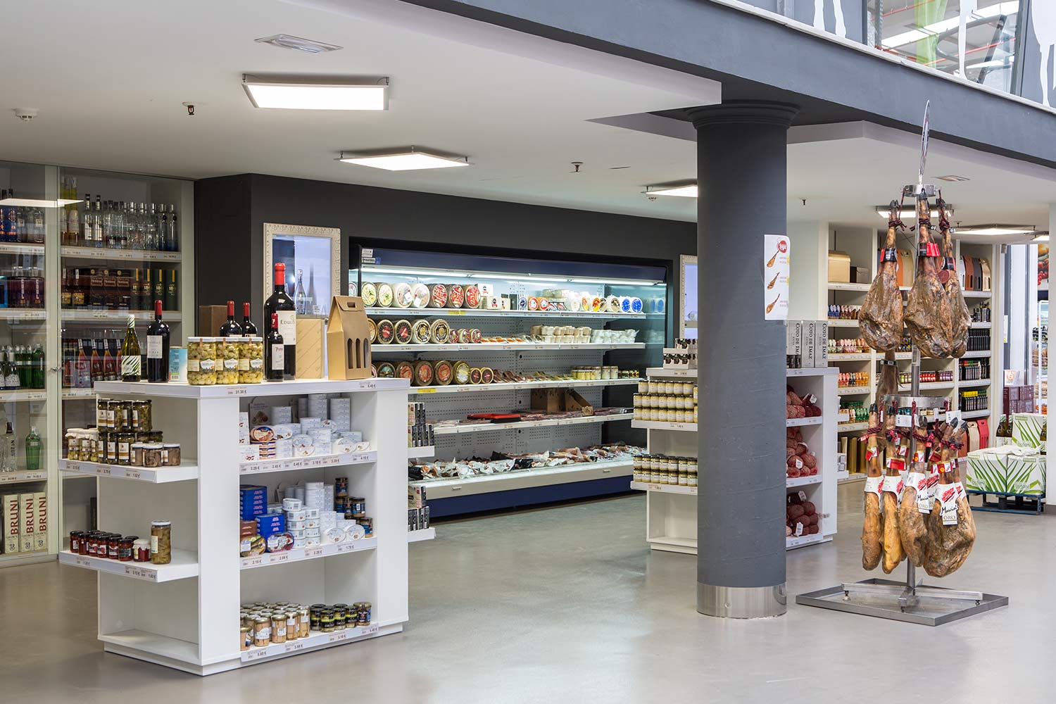 sección de productos gourmet Loypar